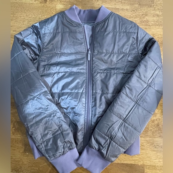 Lululemon Non-Stop bomber jacket, sz 4 - Picture 5 of 11